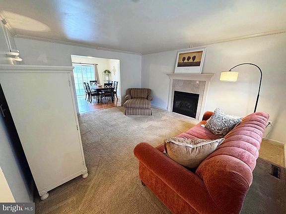4th image of 113 Woodview Dr