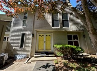 300 Buck Island Rd APT 1F, West Yarmouth, MA 02673