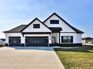 817 Green Jacket Way, O'Fallon, IL 62269