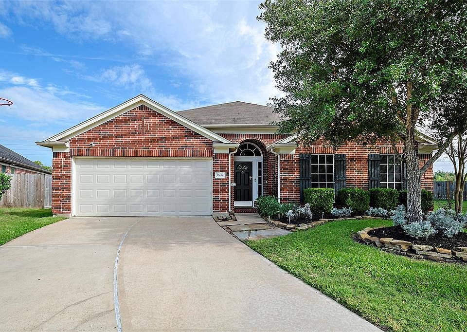 1st image of 15430 Redbud Dale Ct