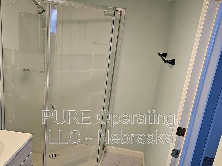3901 Curtis Ave — Photo 21