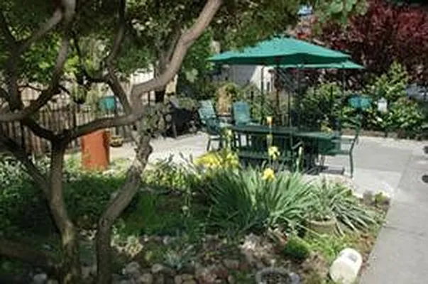 Sold by Corcoran | media 23