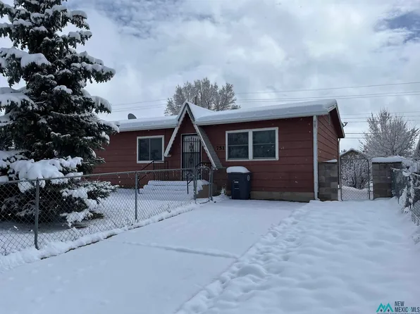 751 Legion Dr, Las Vegas, NM 87701