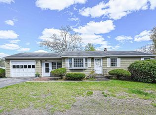 58 Sherwood Drive, Hooksett, NH 03106