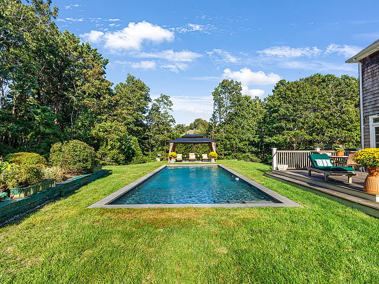 138 Malloy Dr — Photo 5