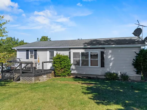 3378 E Shaughniss Rd, Angola, IN 46703