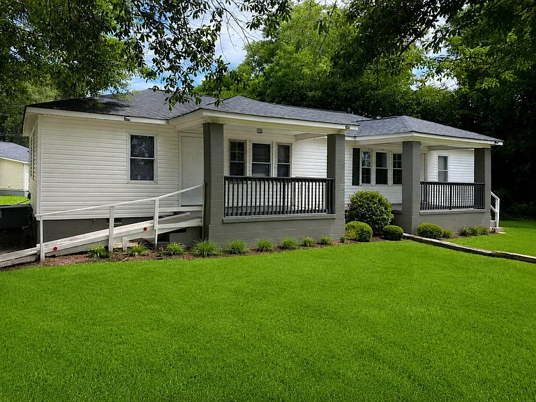 104 Blake Dairy Rd — Photo 1