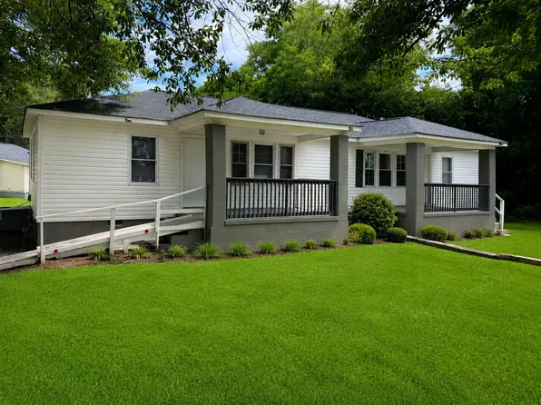 104 Blake Dairy Rd, Belton, SC 29627