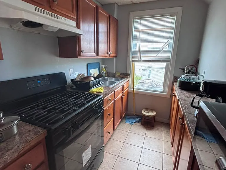 464 Birch St #2 — Photo 6
