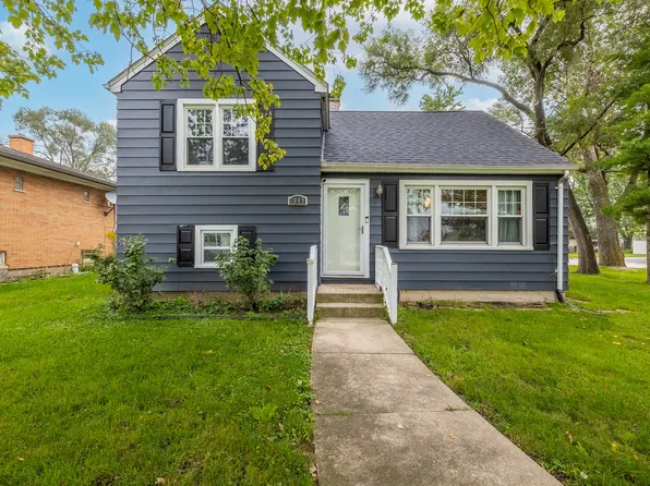 7649 Thomas Ave, Bridgeview, IL 60455