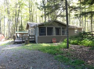 264 Selig Rd, Pocono Lake, PA 18347