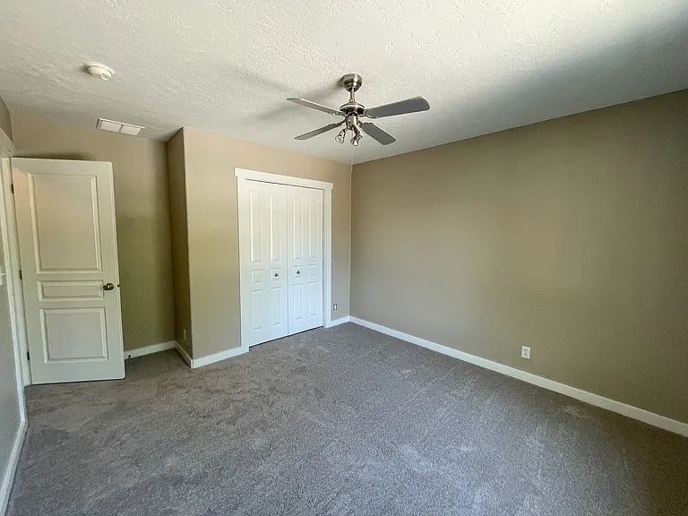 6489 S Cheshire Ave — Photo 28