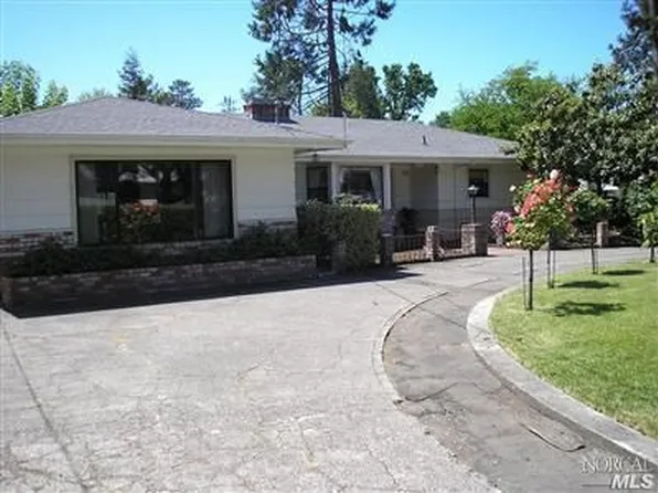 1216 Edwards Ave, Santa Rosa, CA 95401