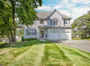 81 Clinton Ave, Budd Lake, NJ 07828