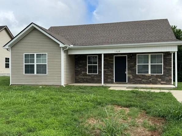 1529 Gambill Wood Dr, Smyrna, TN 37167