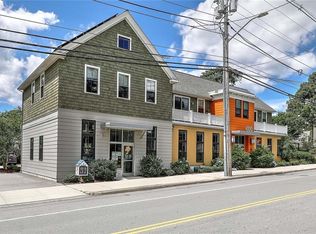 400 Hope St #1, Providence, RI 02906