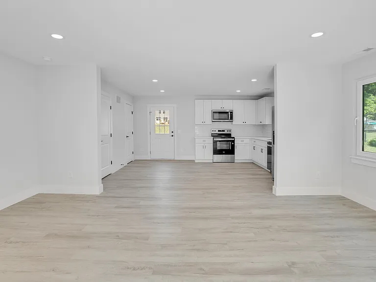 523 S Cedar Ave #523 — Photo 12