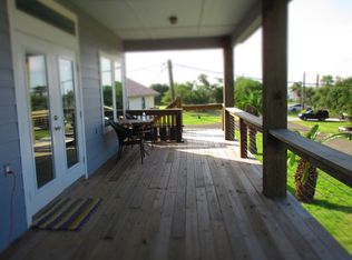 1 Cedar St, Rockport, TX 78382