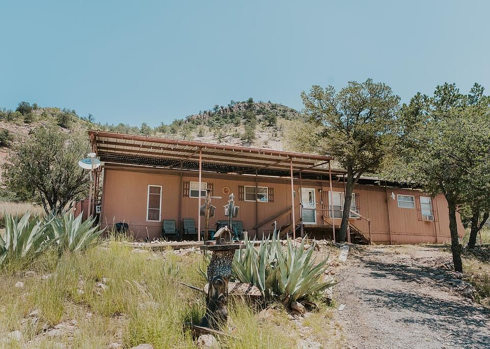 1st image of 303 Squaw Valley Trl