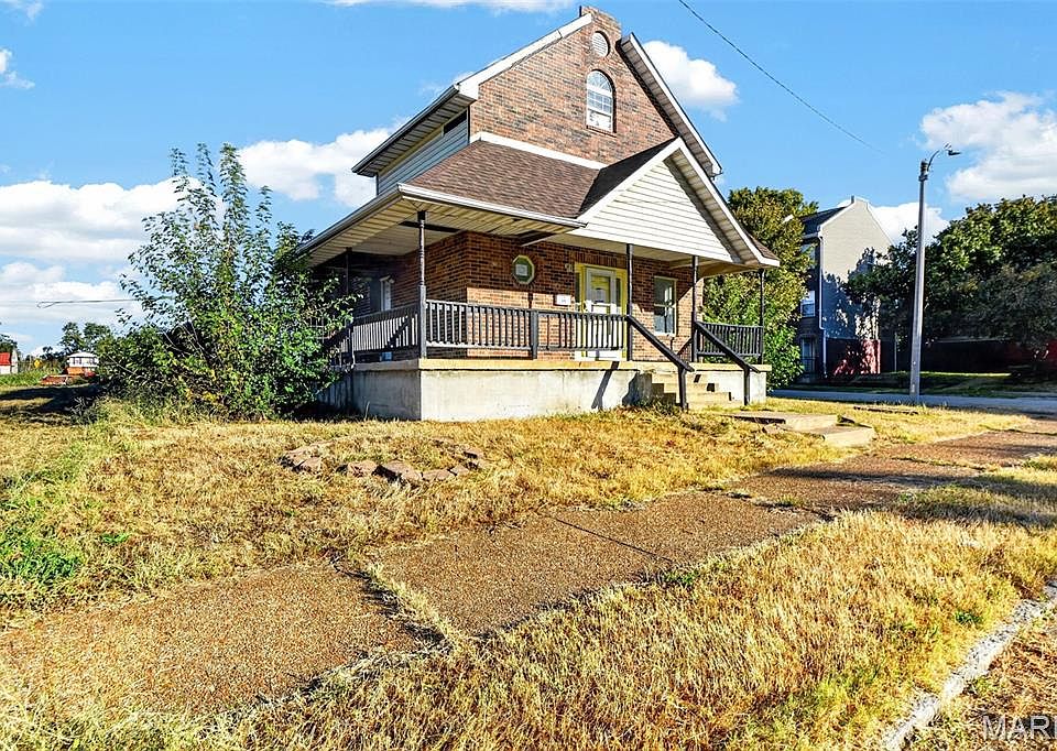 1st image of 2101 E Obear Ave