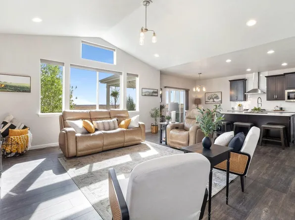 1410 S Sunfield Dr, Milliken, CO 80543