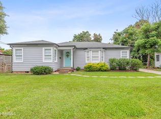 110 Memory Ln, Lafayette, LA 70506