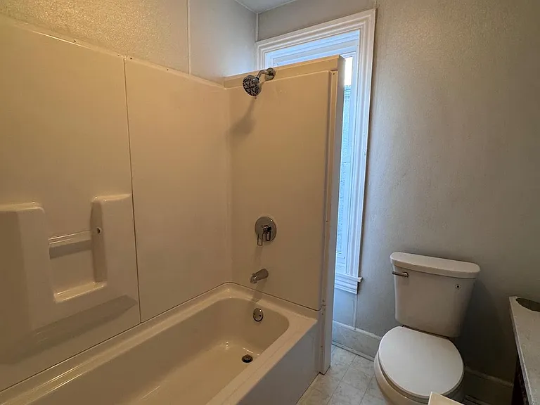 1710 Perkiomen Ave — Photo 12