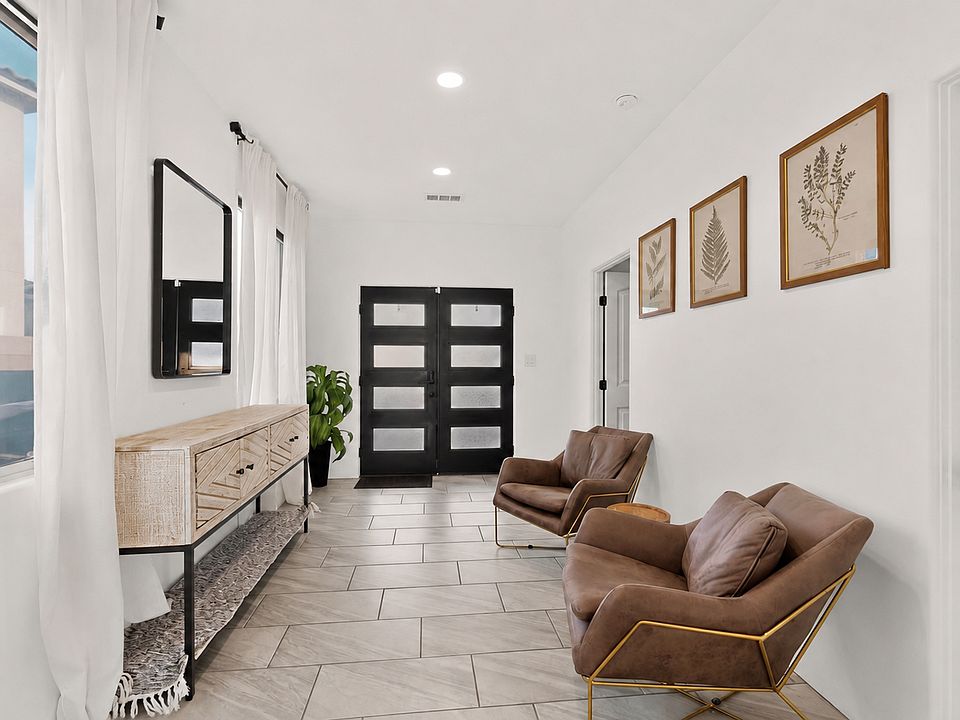 Entry way