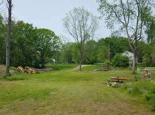 22 Carpenter Rd, Dudley, MA 01571