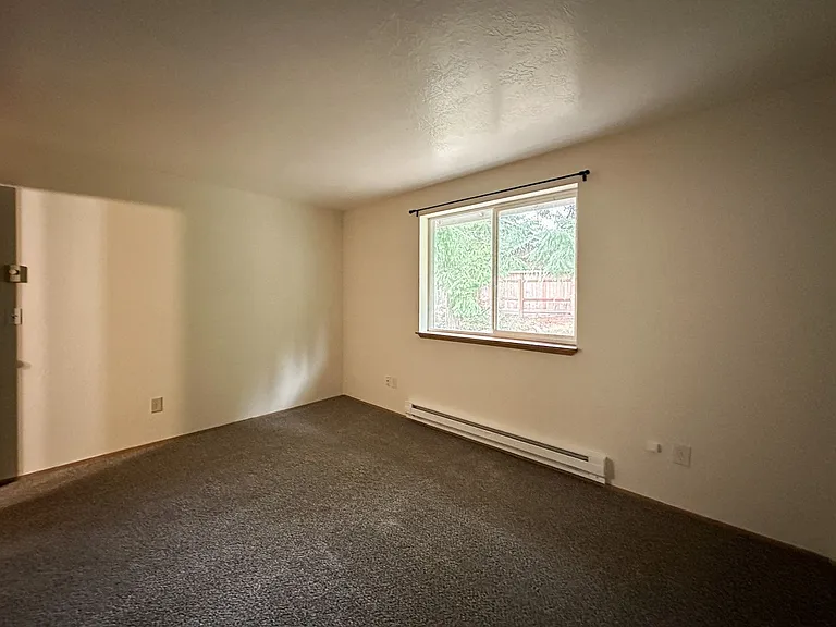7646 Shilohwood Pl NW — Photo 15