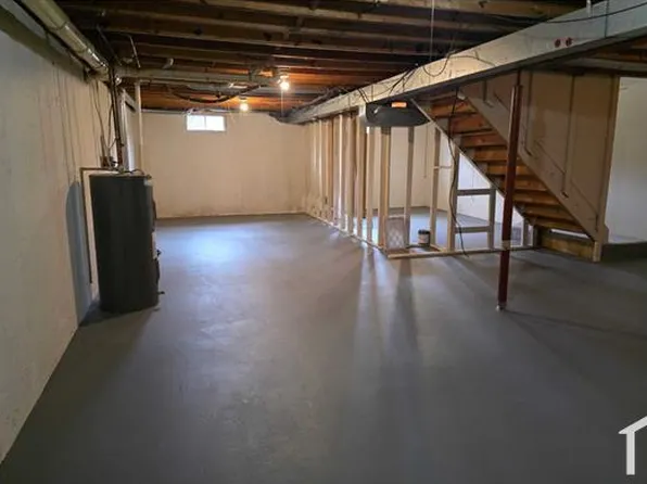 6063 Briarcliff Path APT A, Kalamazoo, MI 49009