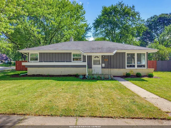 6006 S 20th St, Milwaukee, WI 53221