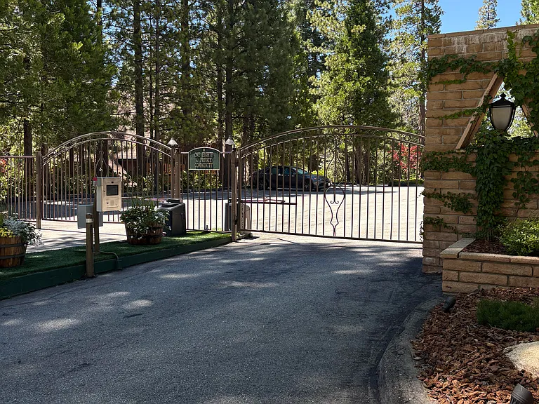 180 Grass Valley Rd #35 — Photo 49