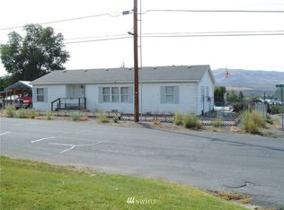 400 Grape Ave E, Omak, WA 98841