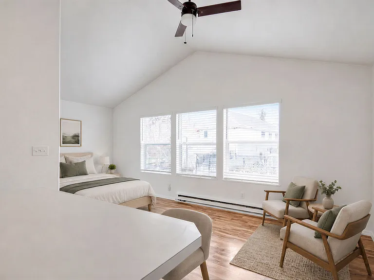 1333 NE Market Dr #B — Photo 12