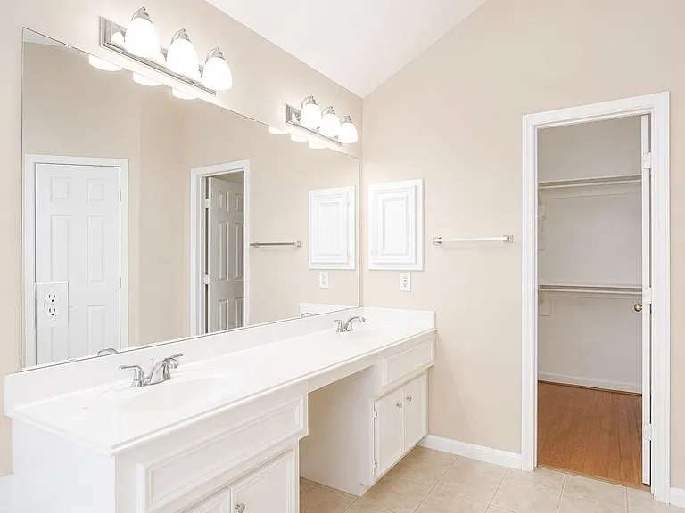 22422 Cascade Springs Dr — Photo 10