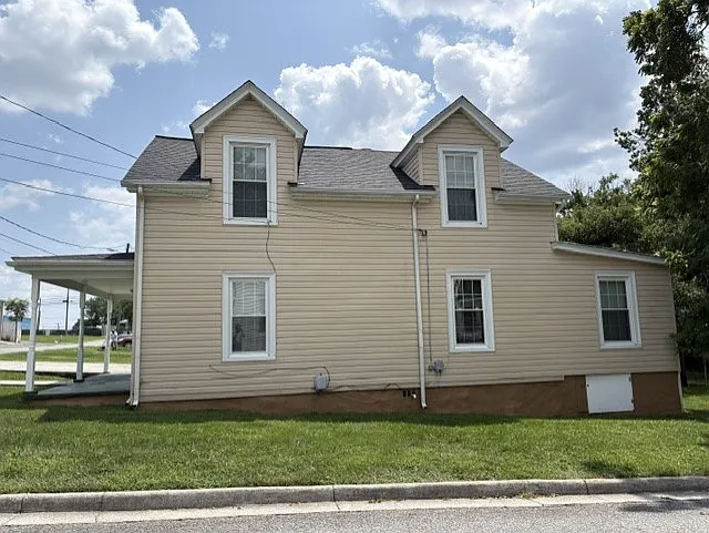 3 bed, 1500 sqft, $1,395 — Photo 3