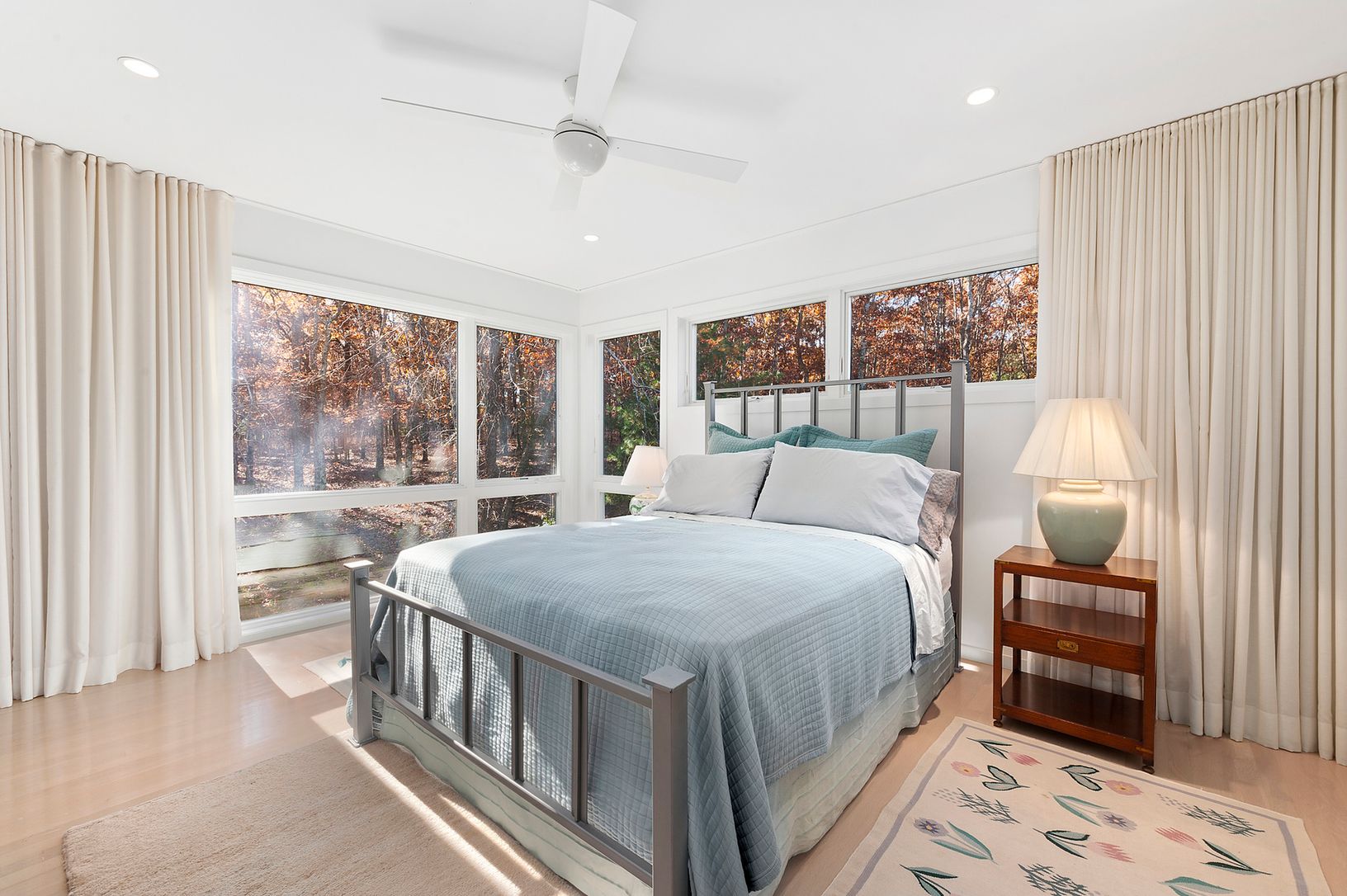  SECOND LEVEL GUEST ROOM