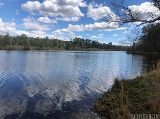 110 Gunther Rd, Lumberton, MS 39455