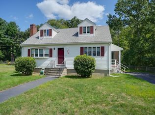 81 Mill St, Burlington, MA 01803