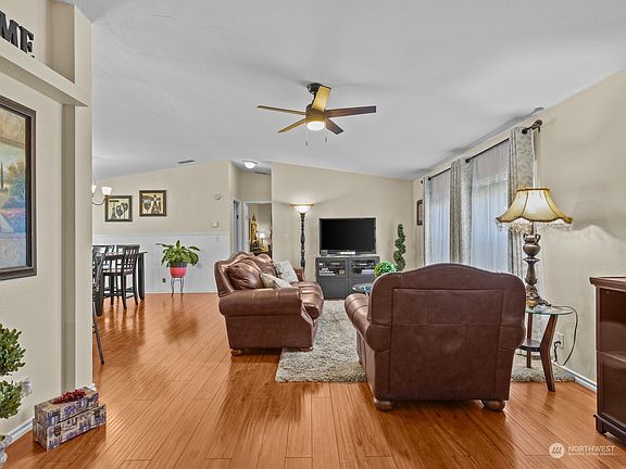 5th image of 31600 126th Avenue SE #E34