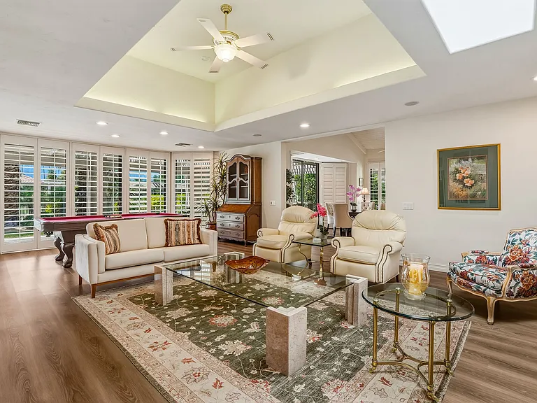 5 Stanford Dr — Photo 11
