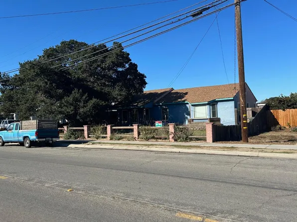 708 Oak Ave, Greenfield, CA 93927