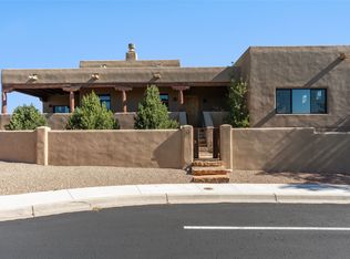 32 Calle Lemita, Santa Fe, NM 87507