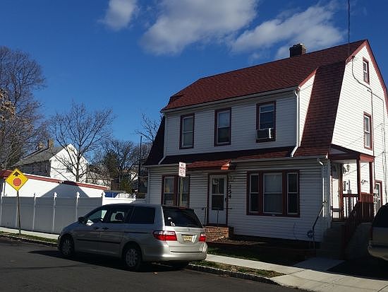 1st image of 124 Whittlesey Ave