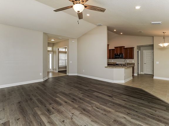 3rd image of 2378 Dog Leg Ct
