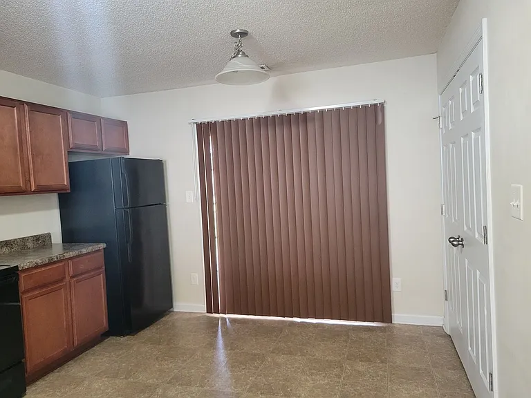 1002 Ornate Dr — Photo 15