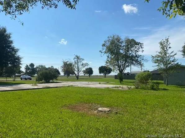 6702 Estate Ln, Lake Charles, LA 70607