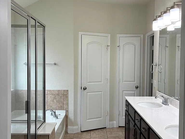 2001 Suzanne Kelli Dr — Photo 2