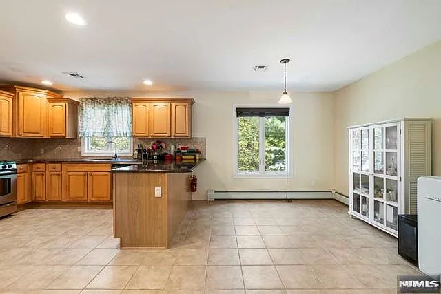 17 Skymark Ct — Photo 11